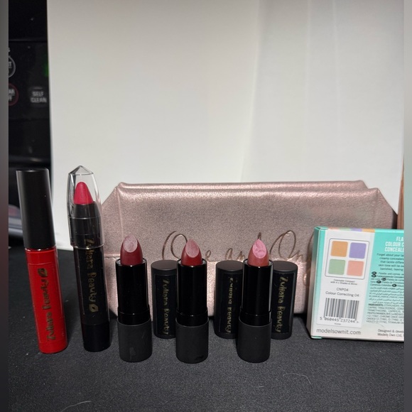 Revlon Other - Revlon Candid Glow, Models Own Pallete, Zuliani Lipstick Collection and FREE Bag
